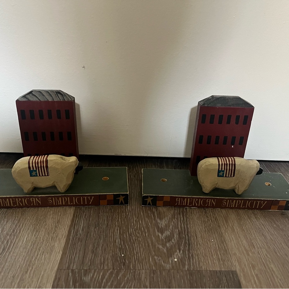 Americana Farmhouse Primitive Decor - Picture 3 of 5